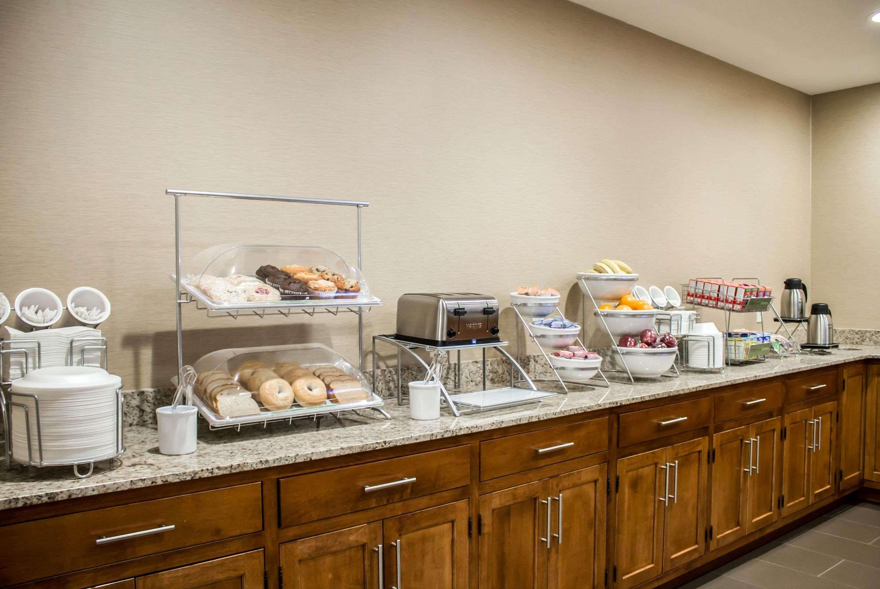 Comfort Suites Hartville-North Canton Uniontown Εξωτερικό φωτογραφία