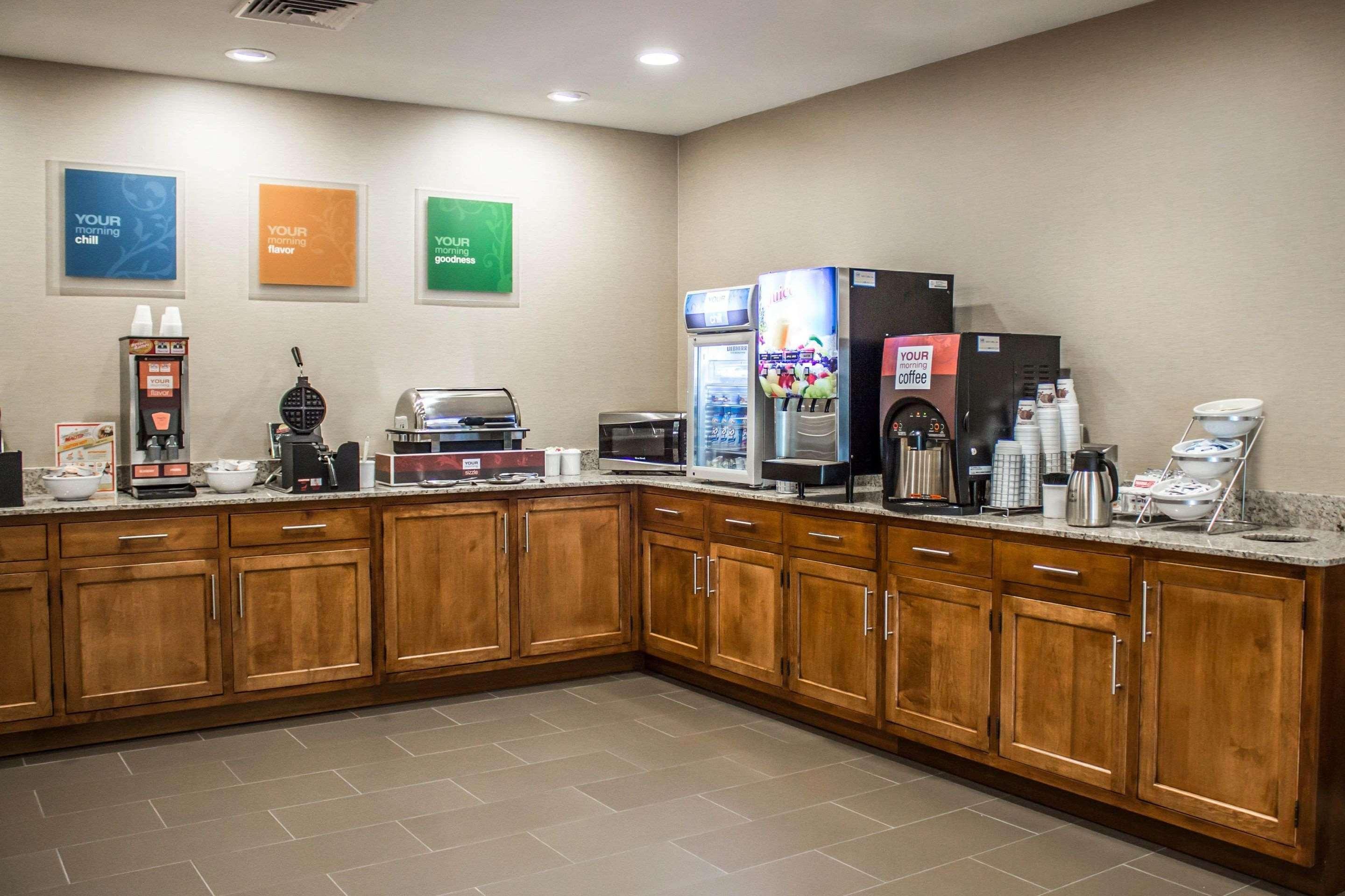 Comfort Suites Hartville-North Canton Uniontown Εξωτερικό φωτογραφία