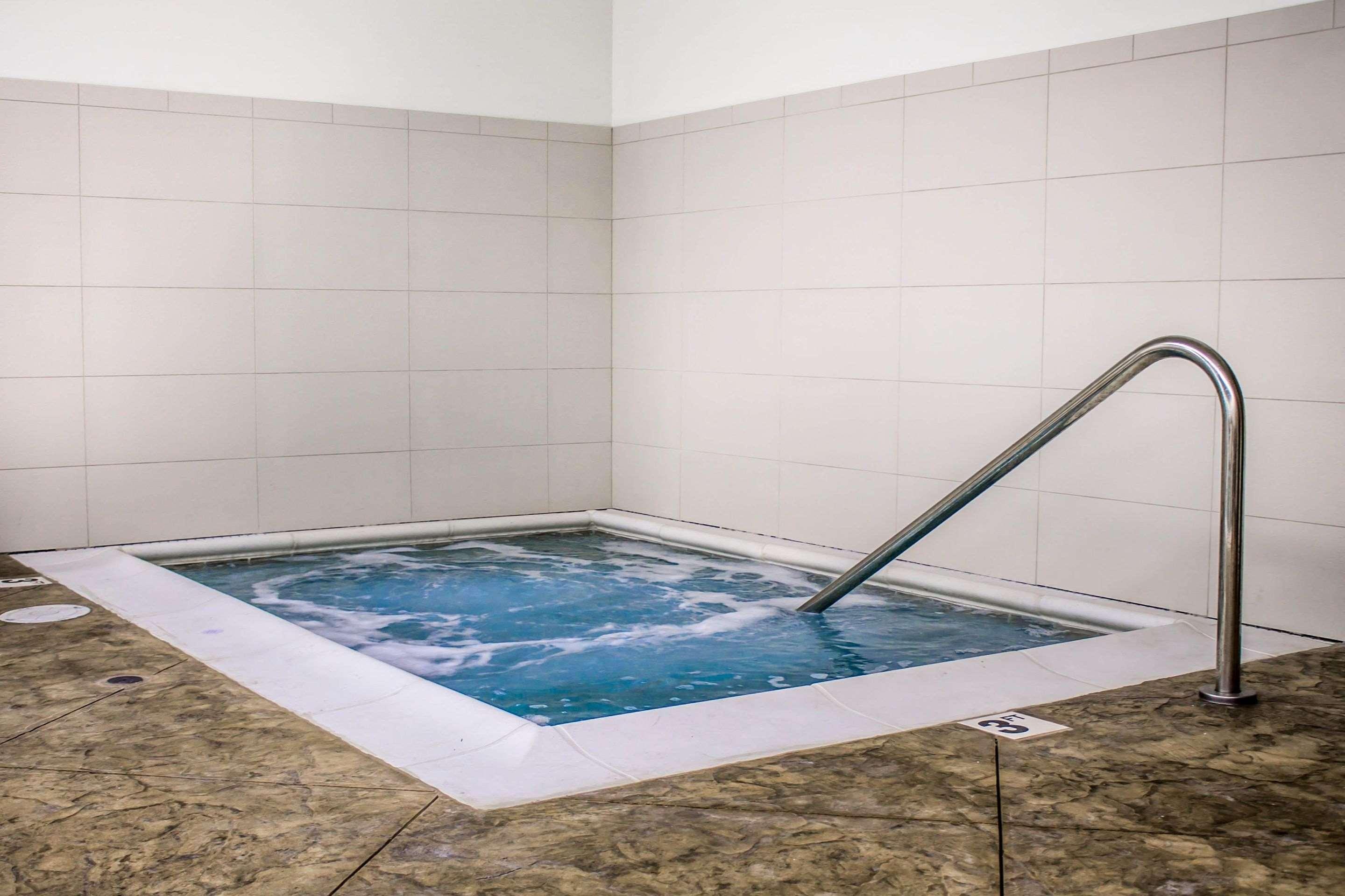 Comfort Suites Hartville-North Canton Uniontown Εξωτερικό φωτογραφία