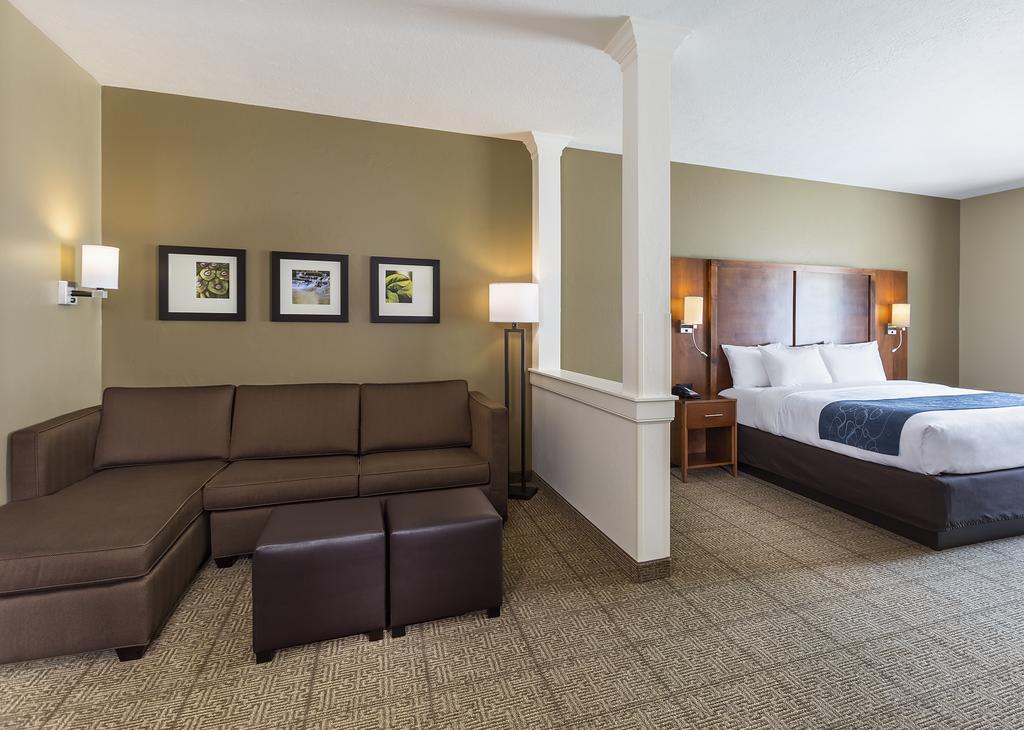 Comfort Suites Hartville-North Canton Uniontown Εξωτερικό φωτογραφία